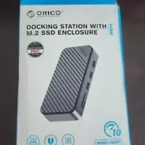 ORICO 10Gbps USB-C Docking Station with M.2 SSD Enclosure, DPM2P9 w/ storage bag