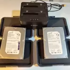 LOT Orico 6629 Dual 2.5 & 3.5 SATA Hard Drive Dock + 2 750 DRIVES CORDS & MANUAL
